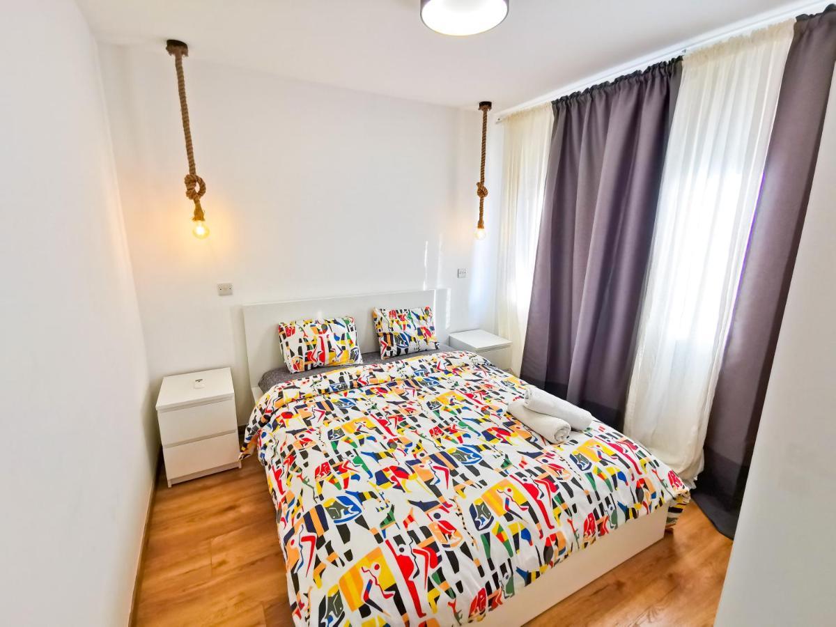 Citycenter Boutique Apartment Larnaca Buitenkant foto